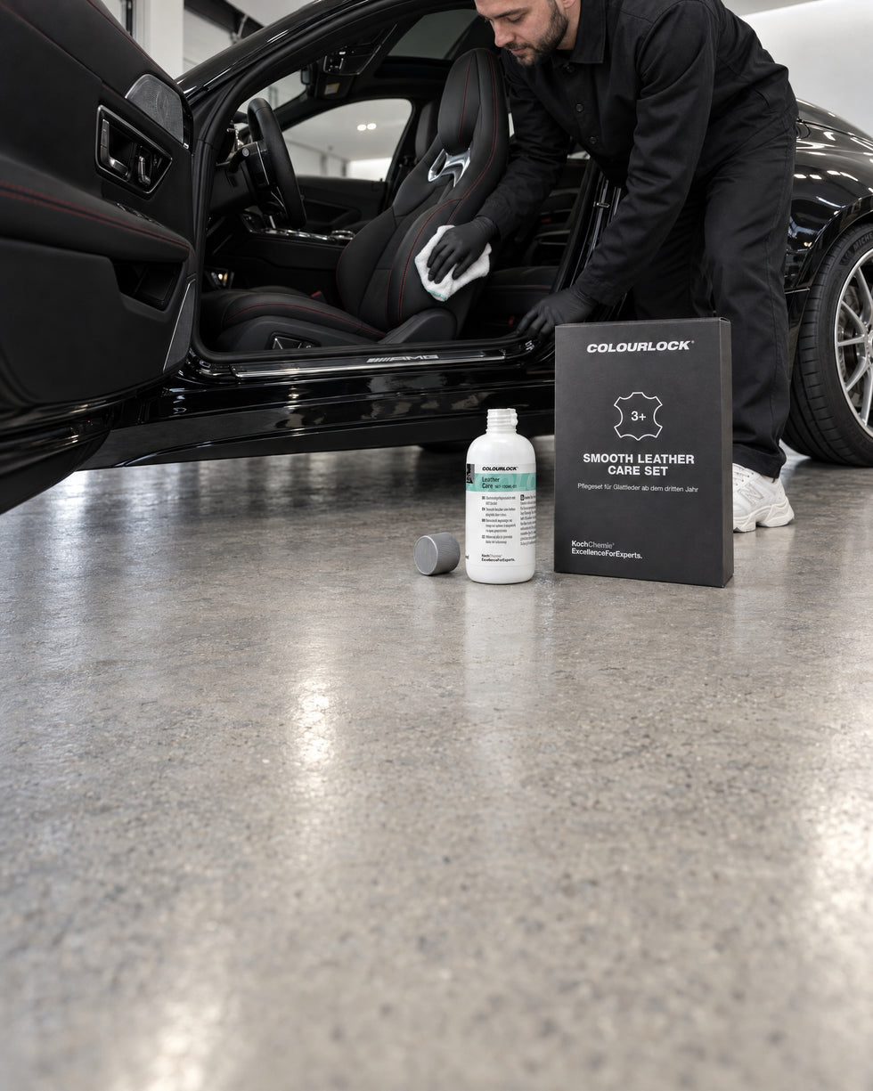 Detailing1 Hero: COLOURLOCK care kits — preventing cracks in leather (Mobile)
