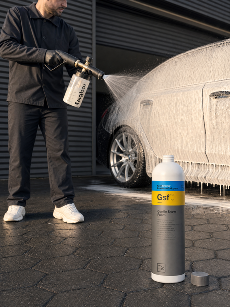 Detailing1 Hero: mycie wstępne Snow Foam Gsf pod wiatą (Mobile)
