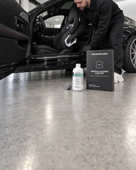 Detailing1 Hero: COLOURLOCK care kits — preventing cracks in leather (Mobile)