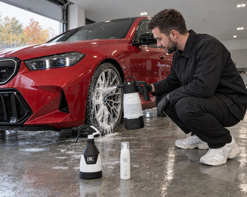 Detailing1 Spotlight: iK e Foam Pro 2 foaming a wheel, iK TR Mini 360º and Koch-Chemie Foamer Bottle by a BMW M5