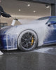 Detailing1 Koch-Chemie Gentle Snow Foam "Gsf" Reinigungsschaum — Anwendungsfotos und Packshots als Endlos-Loop